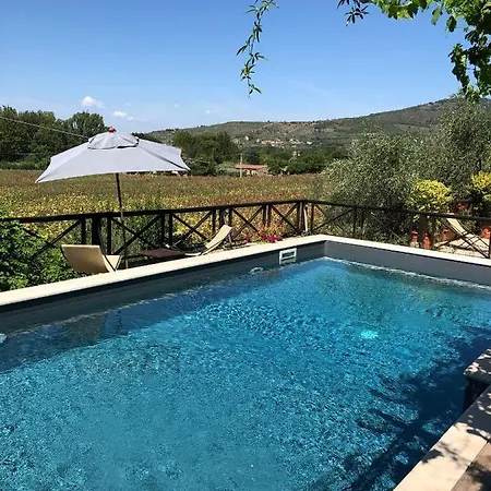 Delizioso E Particolare Casale Con Piscina,cortona *