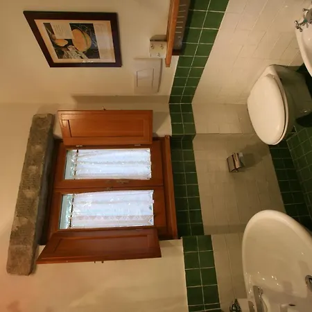 Delizioso E Particolare Casale Con Piscina,cortona Villa