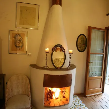 Delizioso E Particolare Casale Con Piscina,cortona Villa
