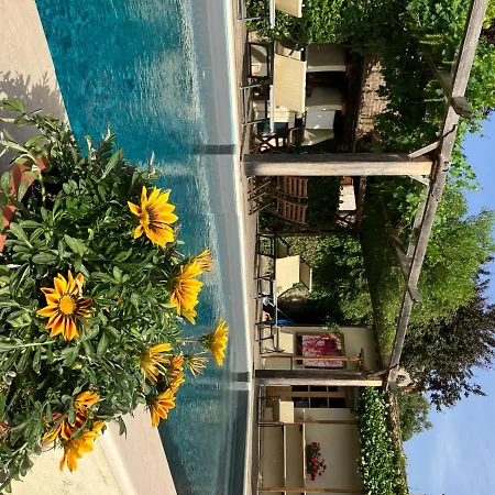 Delizioso E Particolare Casale Con Piscina,cortona Cortona